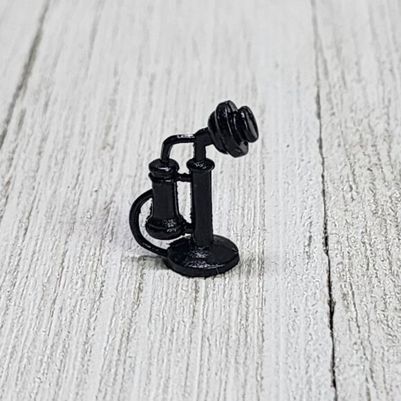 Vintage Dollhouse Miniature Victorian Mirror Hurricane Lamp Black Telephone SET - Picture 7 of 13